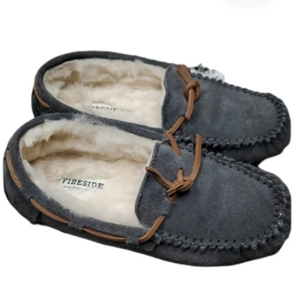Fireside Boys Slipper Shoes Size 6 Moccasins Faux Fur Lined Warm Flaws